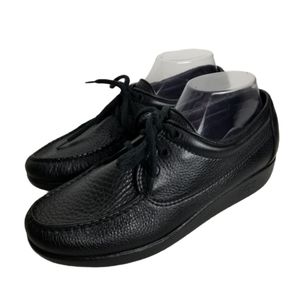 SAS Black Leather Oxford Shoes
7.5M